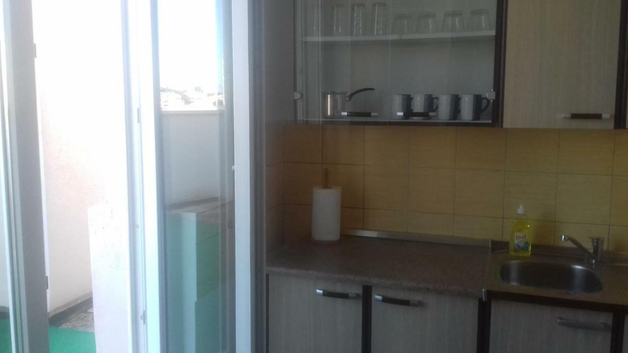 Apartments Katica พูลา ภายนอก รูปภาพ
